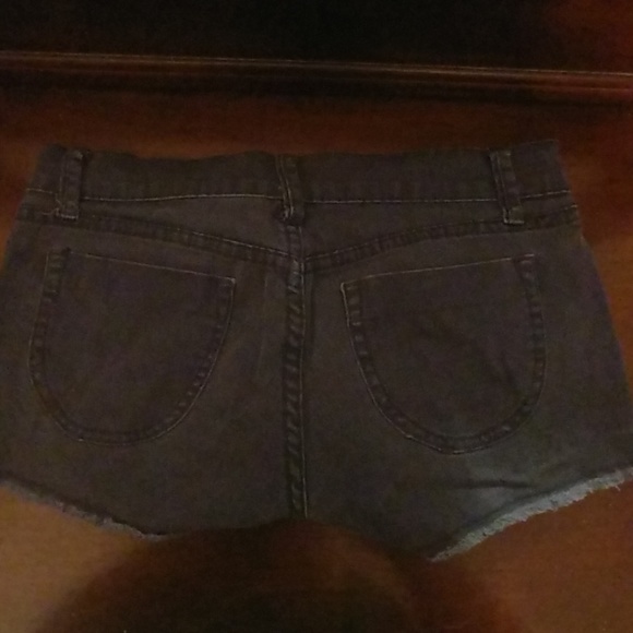 Navy blue shorts - Picture 2 of 3